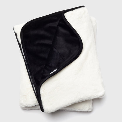 Splashproof Throw – Faux Fur